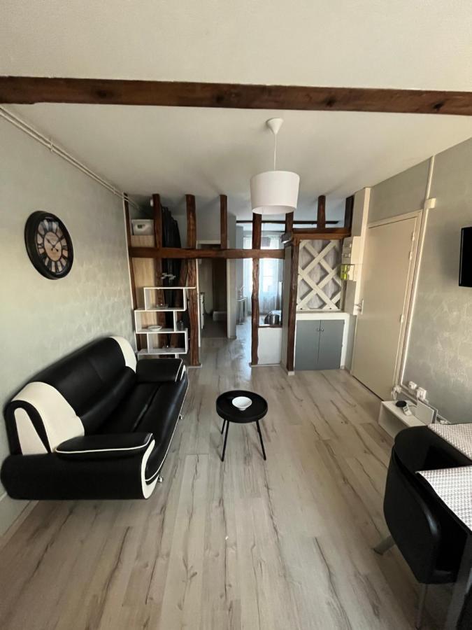 Saint Martin Apartment Troyes Exterior foto